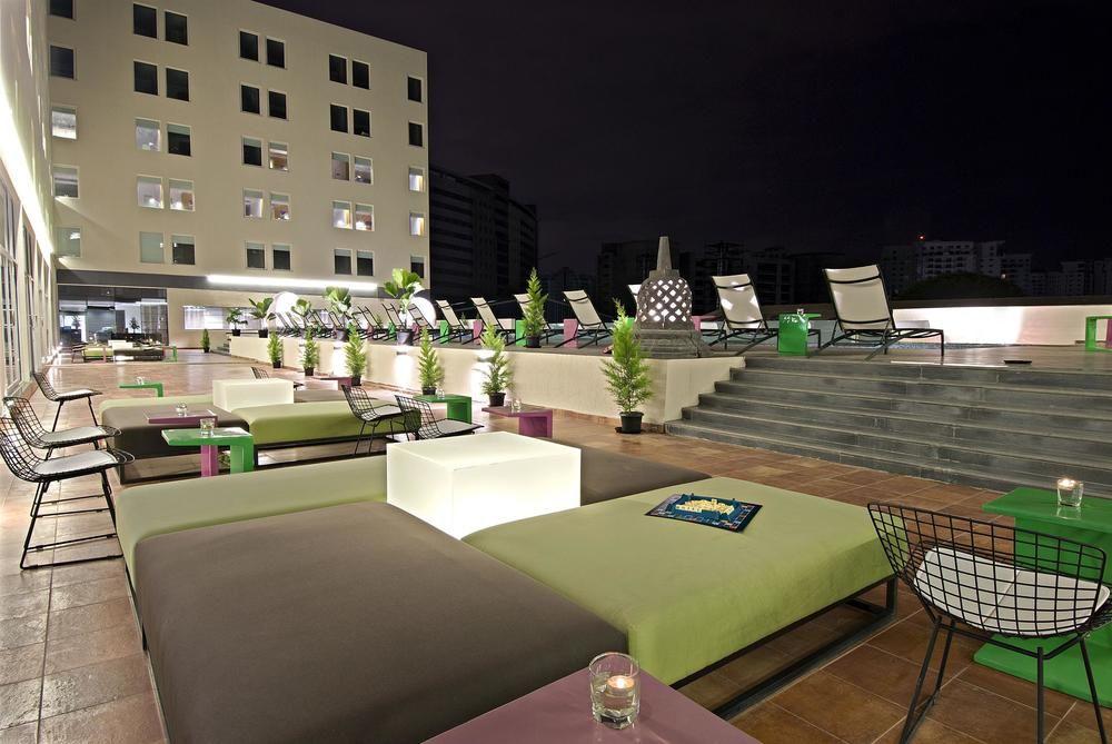 Отель Aloft Bengaluru Whitefield Экстерьер фото