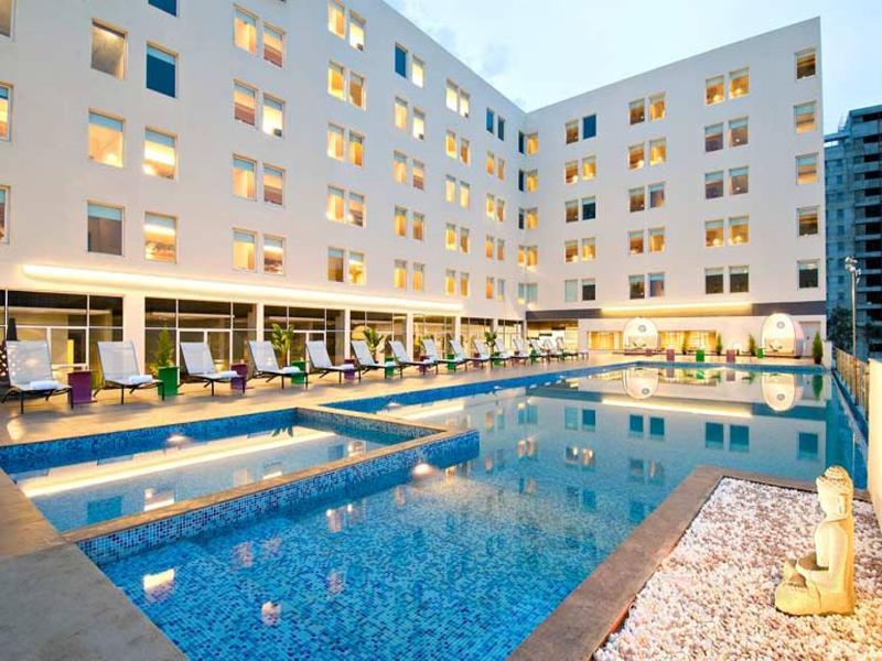 Отель Aloft Bengaluru Whitefield Экстерьер фото